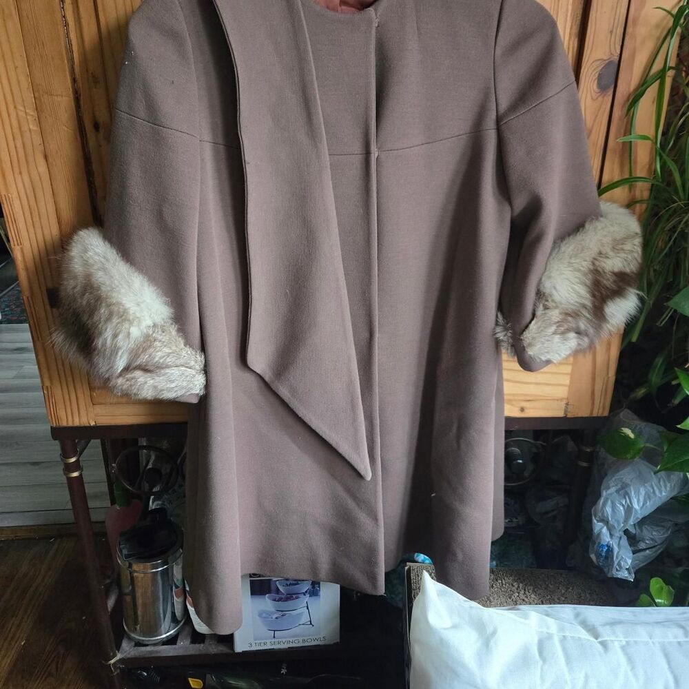 Vintage Women's Brown Wool And Fur Coat
